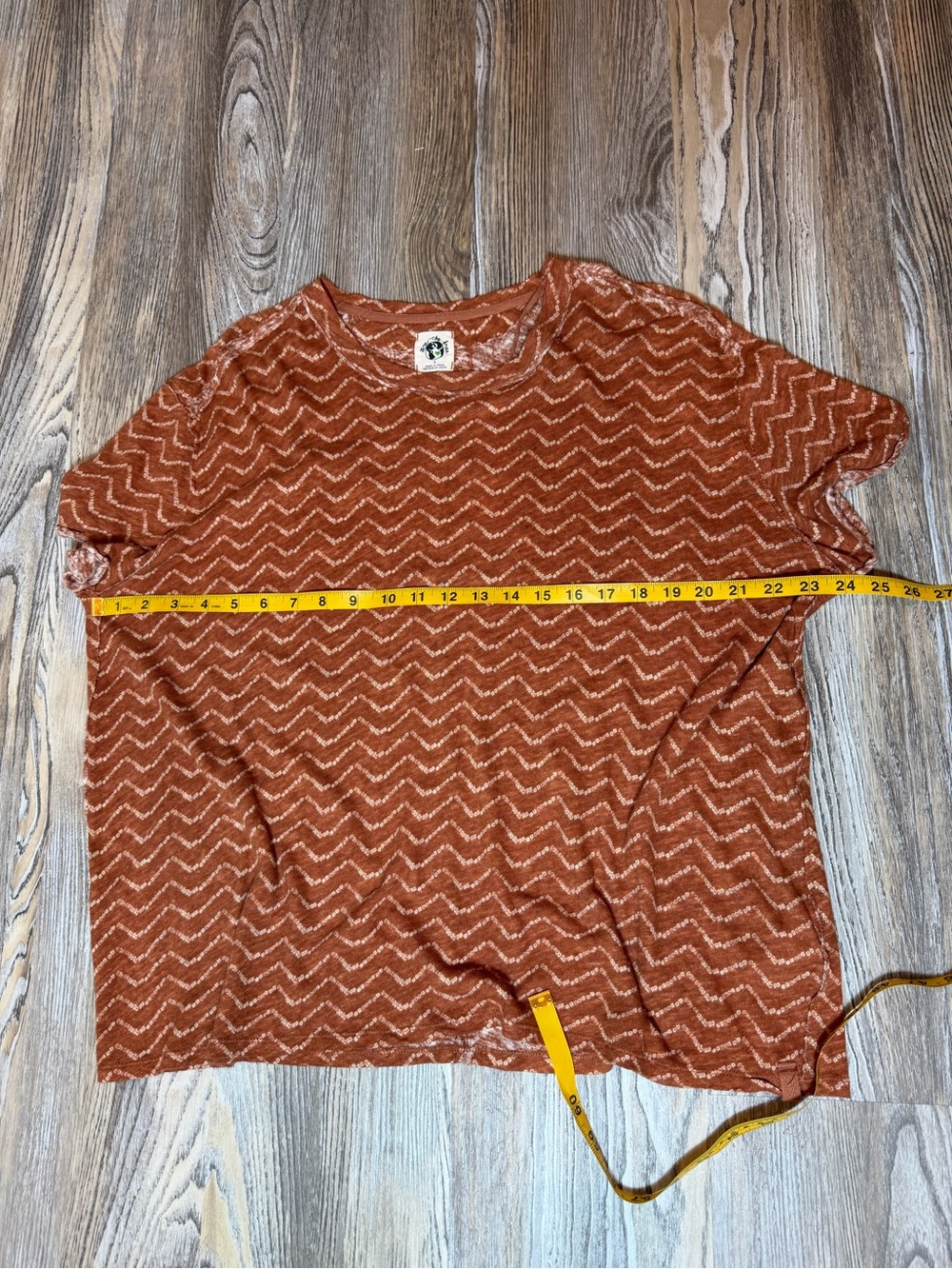 Free People We The Free Bali Backpacker Tee Zig Zap Print Rust Size Small - Picture 8 of 11